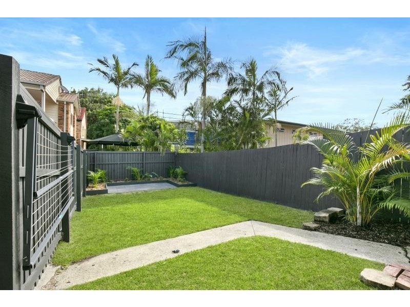 1/400 Cypress  Terrace, Palm Beach QLD 4221