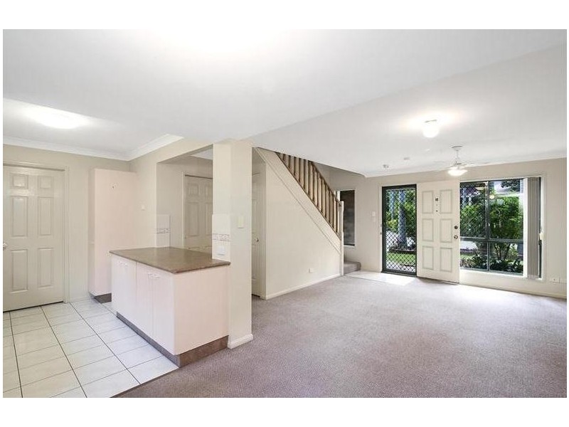 5/3 Karri Court, Burleigh Heads QLD 4220