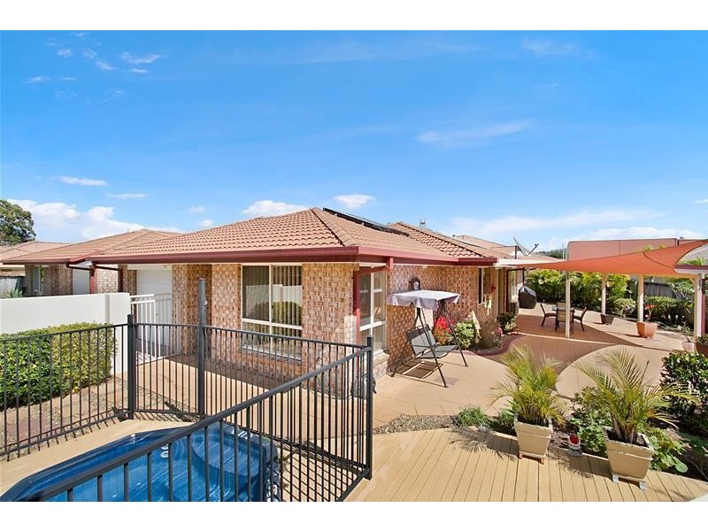 2/5 Natasha Court, Currumbin Waters QLD 4223