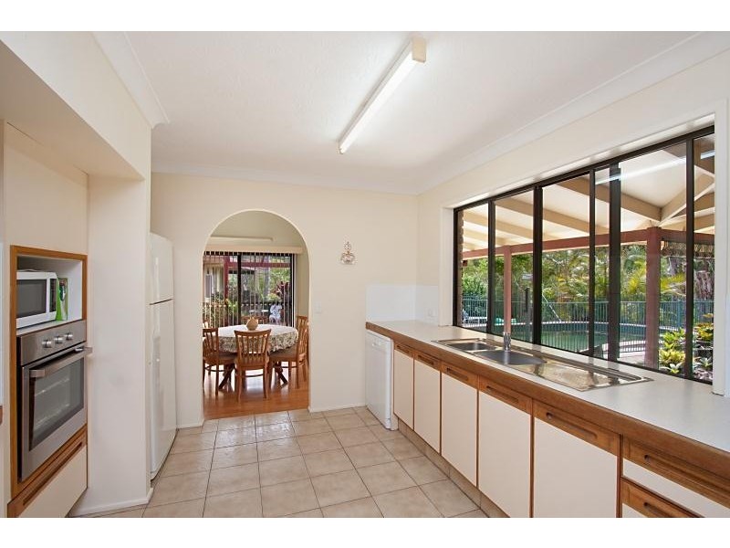20 Coorabin Court, Tallebudgera QLD 4228