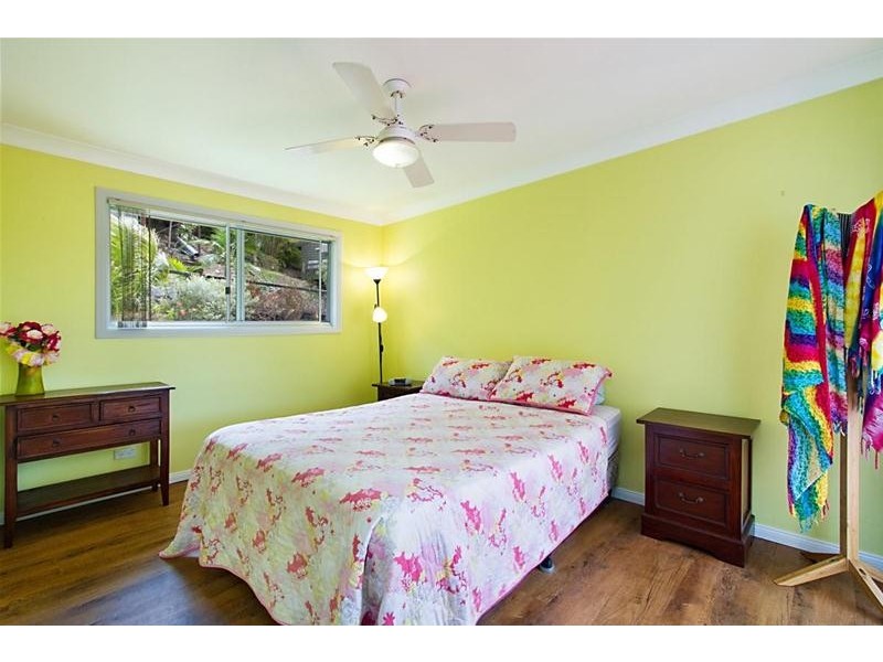 17 Heartwood Avenue, Elanora QLD 4221