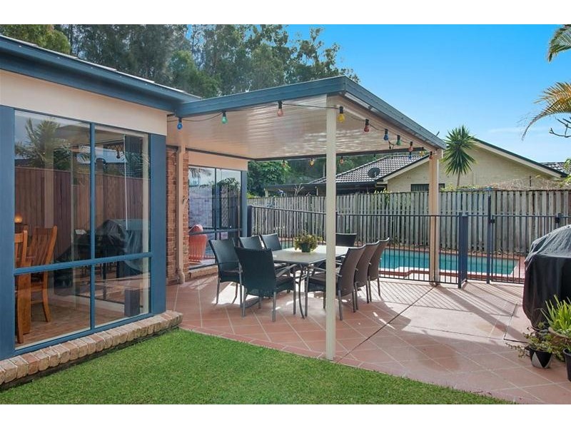 5 Pultenea Court, Elanora QLD 4221