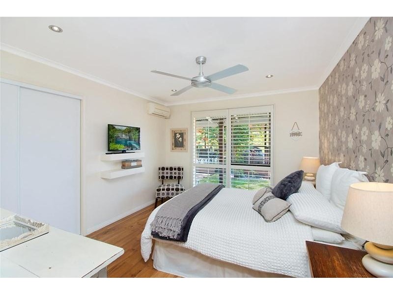 7 Pinecone Court, Elanora QLD 4221