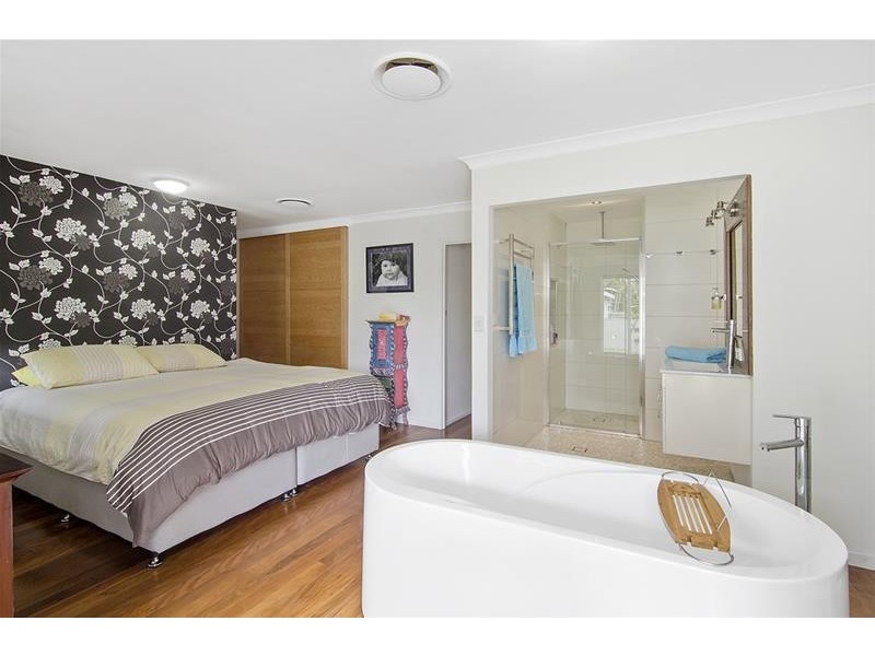 91 Fifth Avenue, Palm Beach QLD 4221