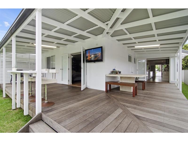 91 Fifth Avenue, Palm Beach QLD 4221