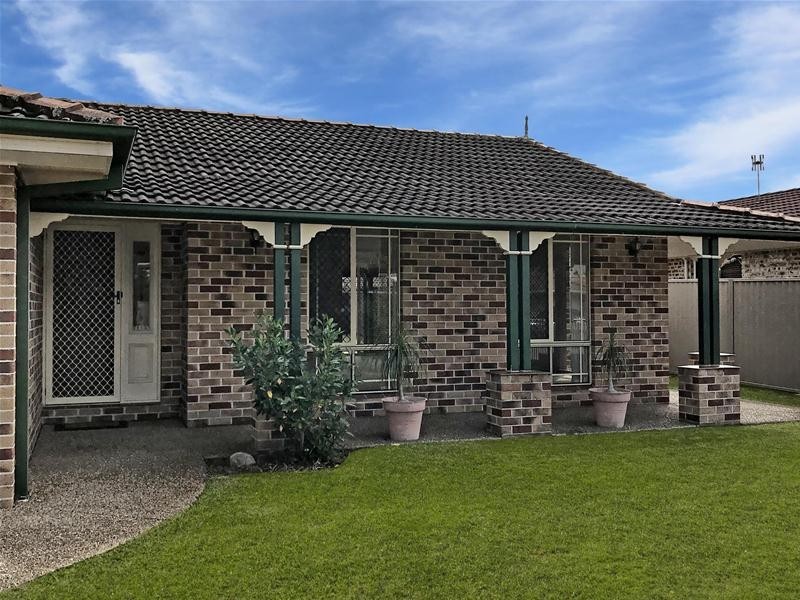 4 Chippendale Crescent, Currumbin Waters QLD 4223