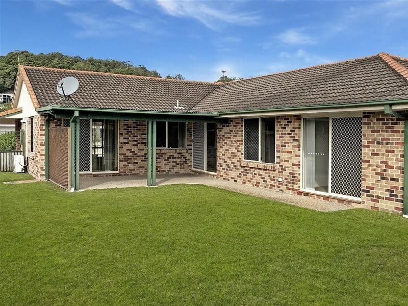 4 Chippendale Crescent, Currumbin Waters QLD 4223