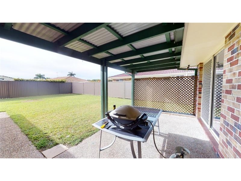 4 Chippendale Crescent, Currumbin Waters QLD 4223