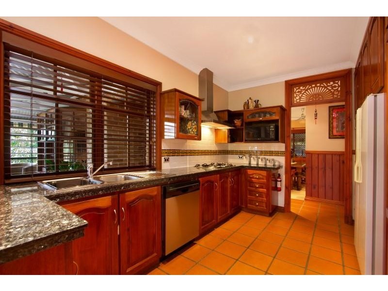 15 Medinde Court, Robina QLD 4226