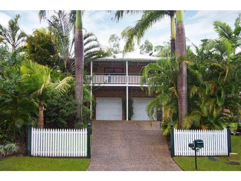 15 Medinde Court, Robina QLD 4226