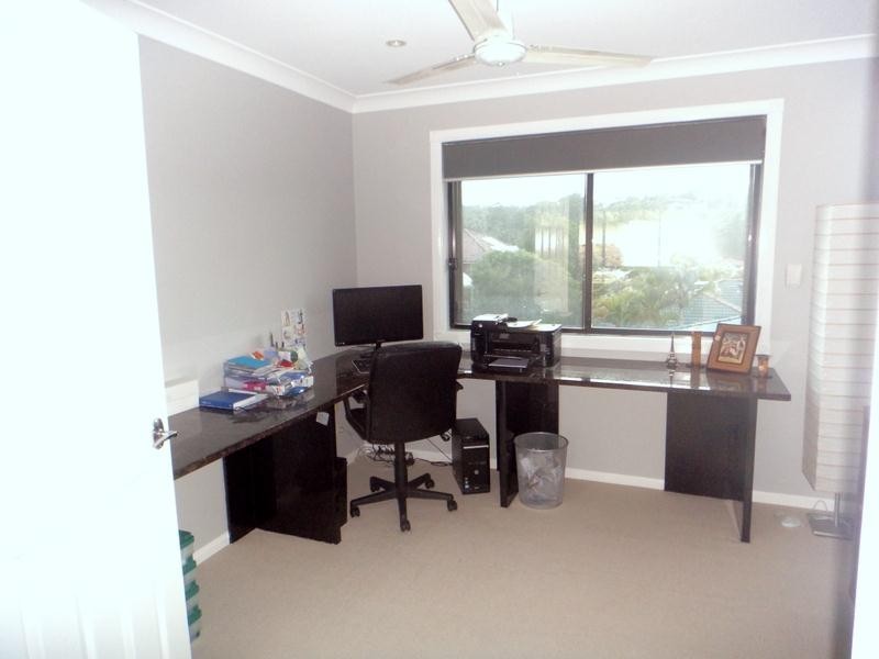 15 Wollemi Court, Reedy Creek QLD 4227