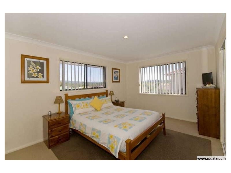 89 Casuarina Drive, Elanora QLD 4221