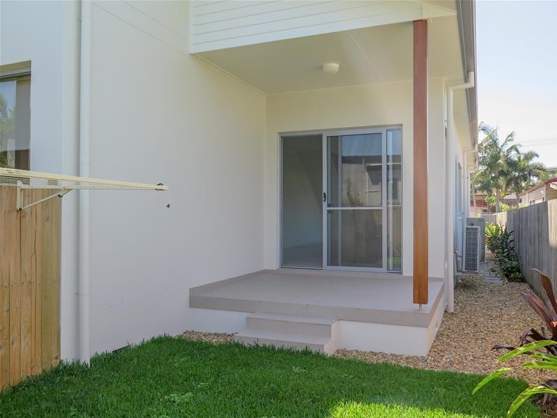 1/10 Molucca Avenue, Palm Beach QLD 4221