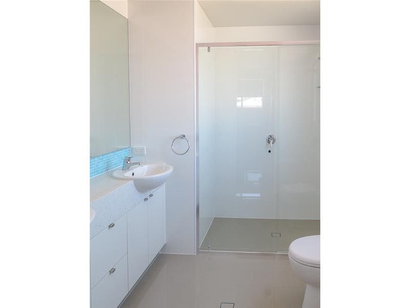 1/10 Molucca Avenue, Palm Beach QLD 4221