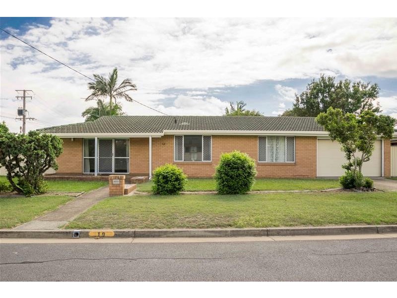 19 Denawen Street, Palm Beach QLD 4221