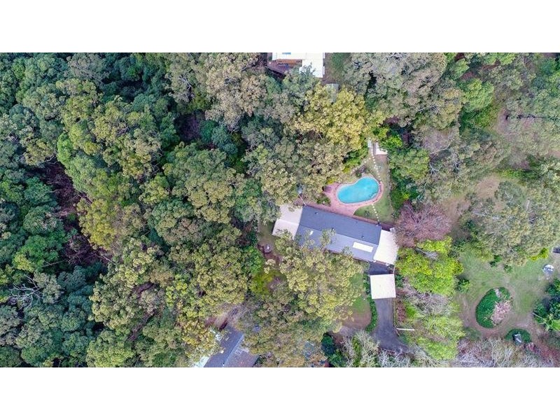 16 Evergreen Drive, Elanora QLD 4221