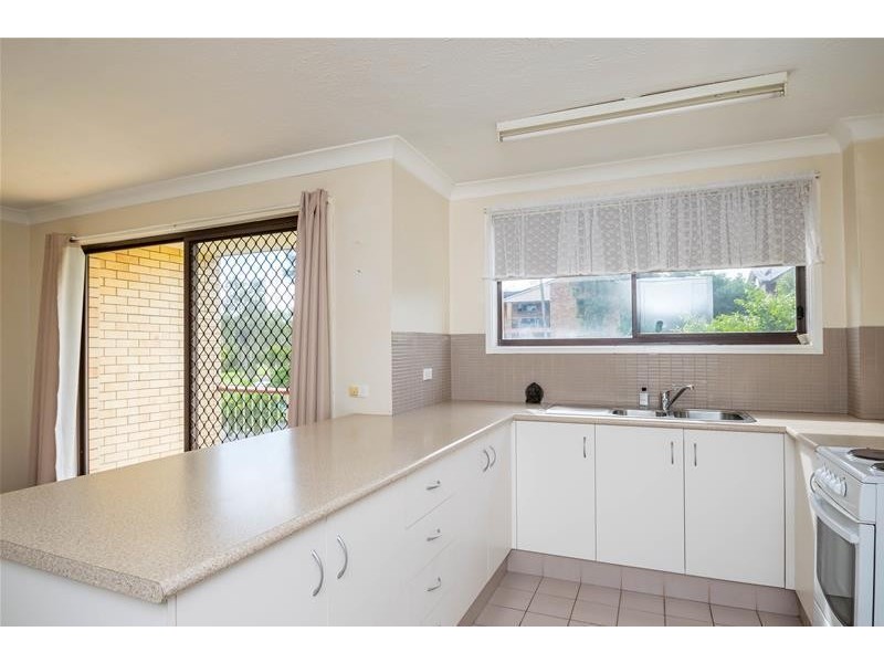 3/4 Allara Avenue, Palm Beach QLD 4221