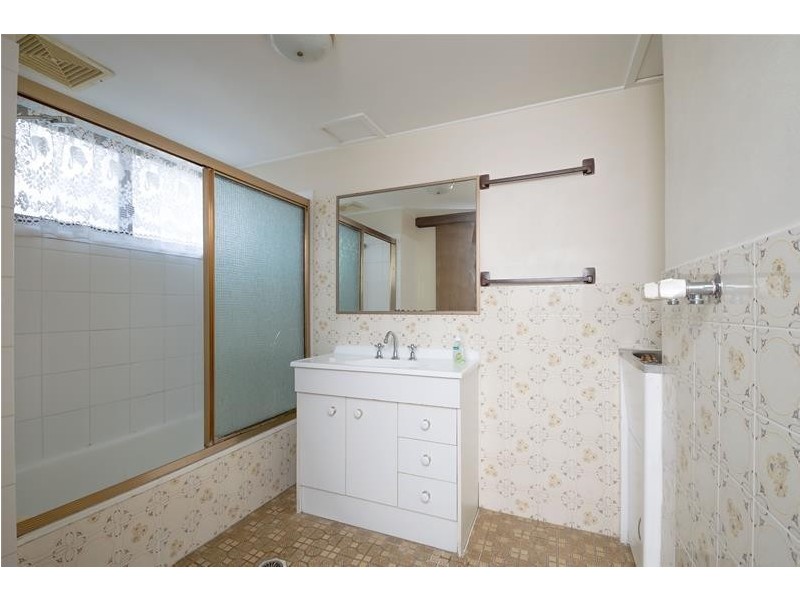 3/4 Allara Avenue, Palm Beach QLD 4221