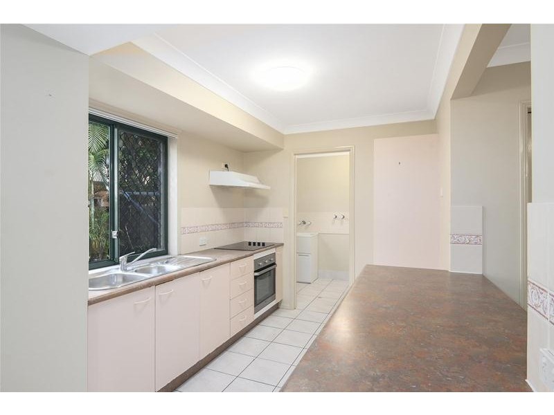 5/3 Karri Court, Burleigh Heads QLD 4220