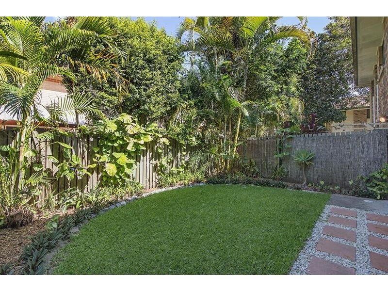 5/3 Karri Court, Burleigh Heads QLD 4220