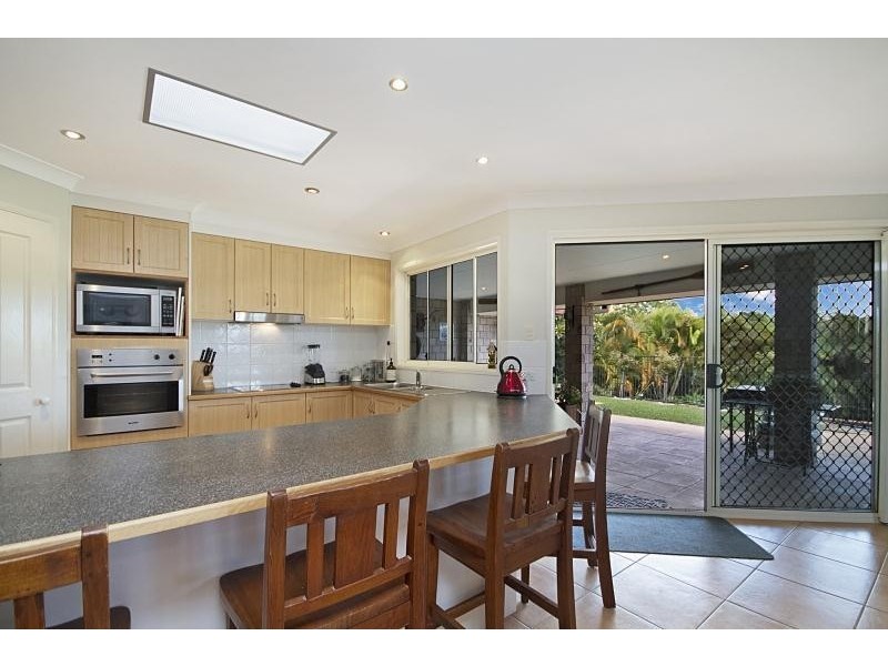 40 Sawtell Drive, Currumbin Waters QLD 4223