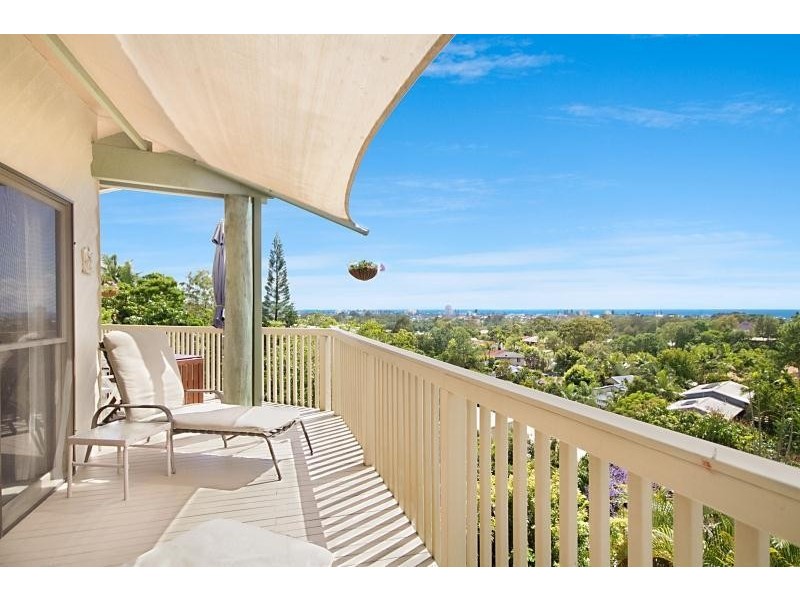 141 K P McGrath Drive, Elanora QLD 4221