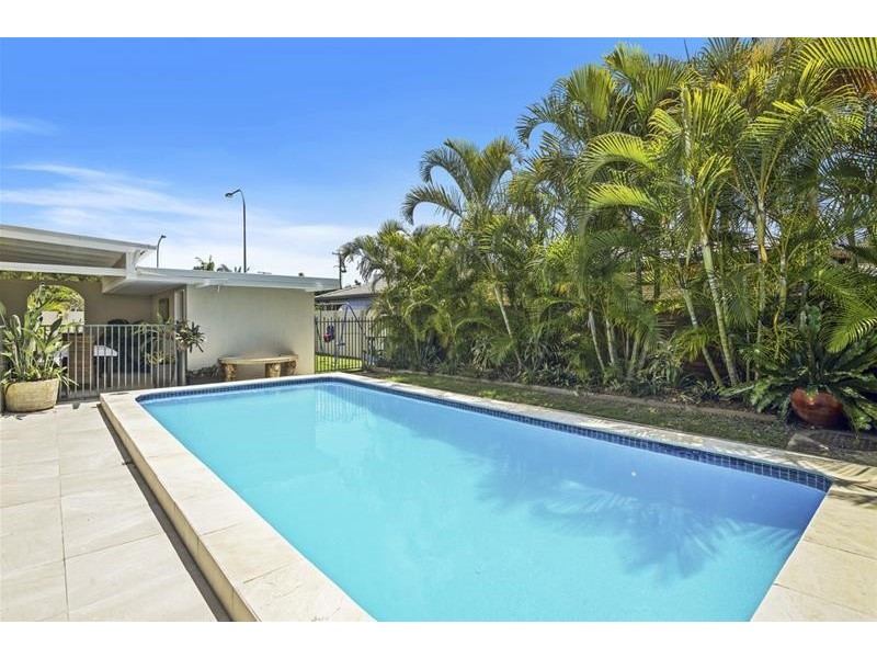 78 Nineteenth Avenue, Palm Beach QLD 4221