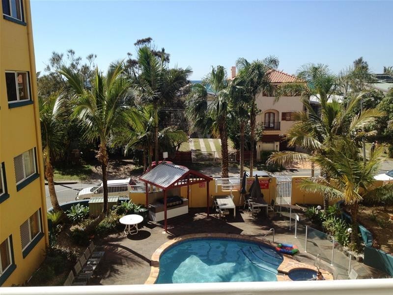 21/14 Jefferson Lane, Palm Beach QLD 4221