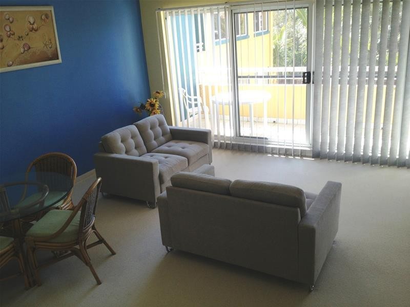 21/14 Jefferson Lane, Palm Beach QLD 4221