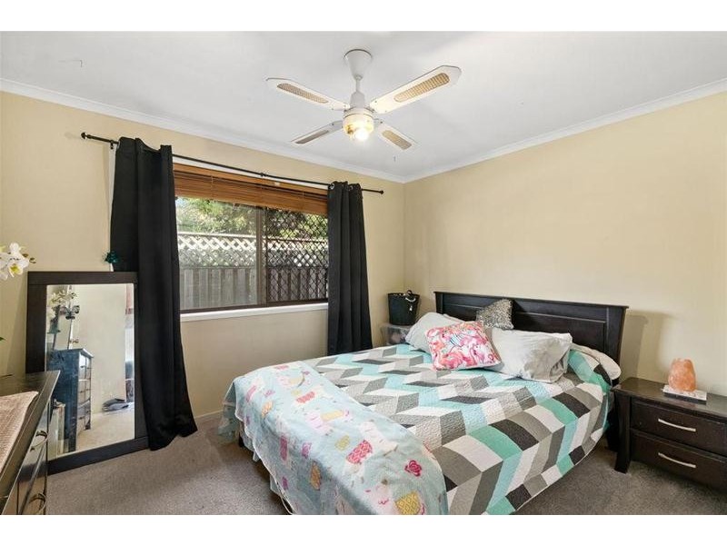 10 Bunya Place, Palm Beach QLD 4221