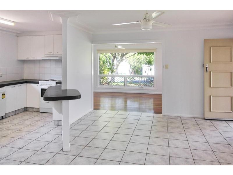 9 Hawaii Avenue, Palm Beach QLD 4221