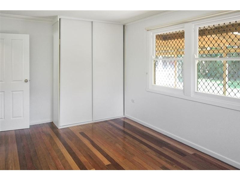 9 Hawaii Avenue, Palm Beach QLD 4221