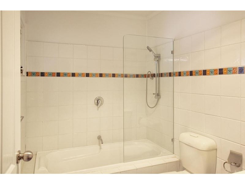 9 Hawaii Avenue, Palm Beach QLD 4221