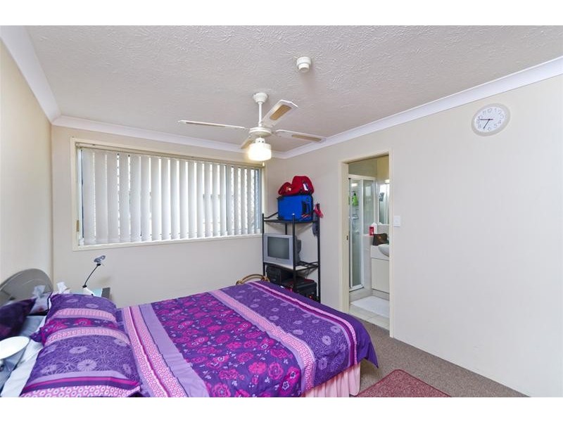 11/14 Jefferson Lane, Palm Beach QLD 4221