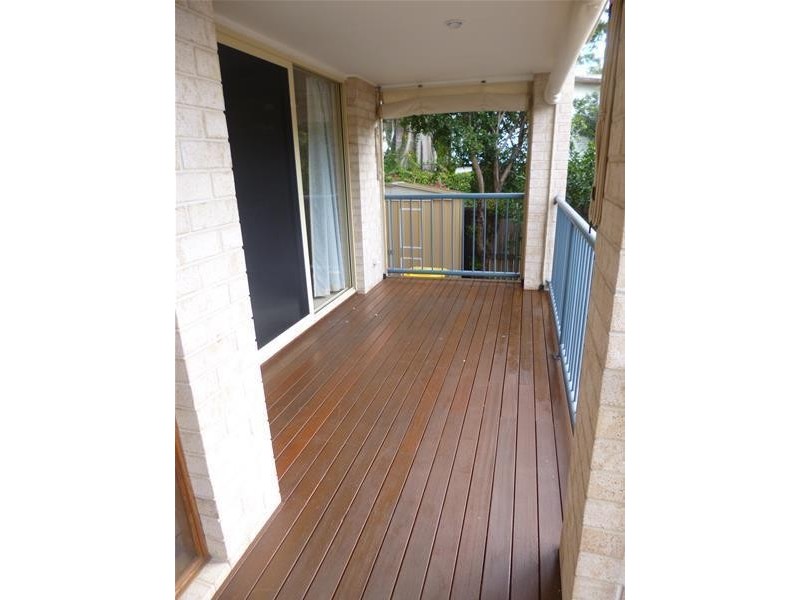 2/10 Albion Avenue, Miami QLD 4220