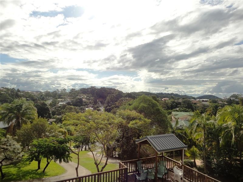 16 Dinjirra Court, Tugun QLD 4224