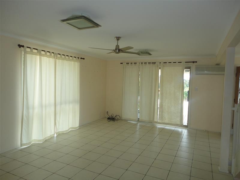 16 Dinjirra Court, Tugun QLD 4224