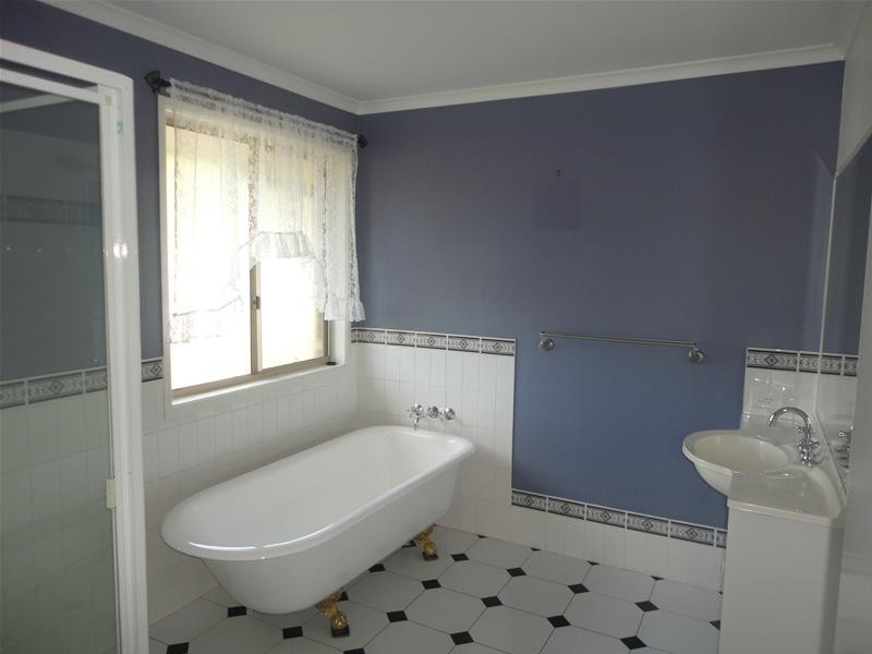 16 Dinjirra Court, Tugun QLD 4224