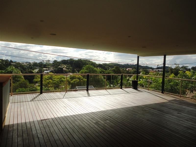 16 Dinjirra Court, Tugun QLD 4224