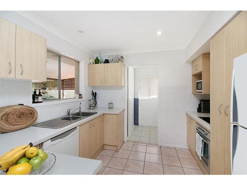 82 Twenty Fifth Avenue, Palm Beach QLD 4221