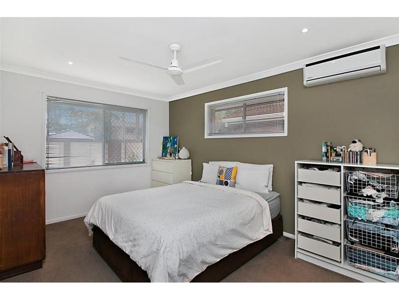 82 Twenty Fifth Avenue, Palm Beach QLD 4221