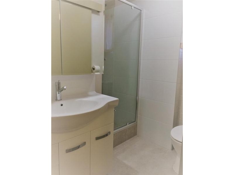 4/33 Boodera  Road, Palm Beach QLD 4221