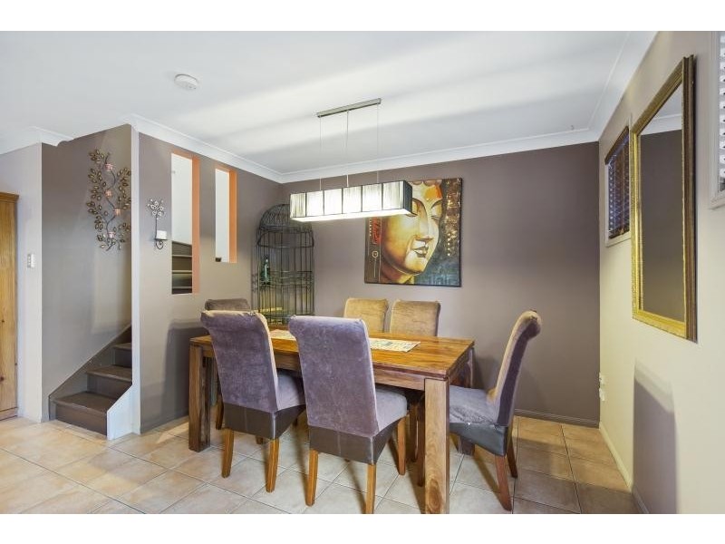 8/2 Karri Court, Burleigh Heads QLD 4220