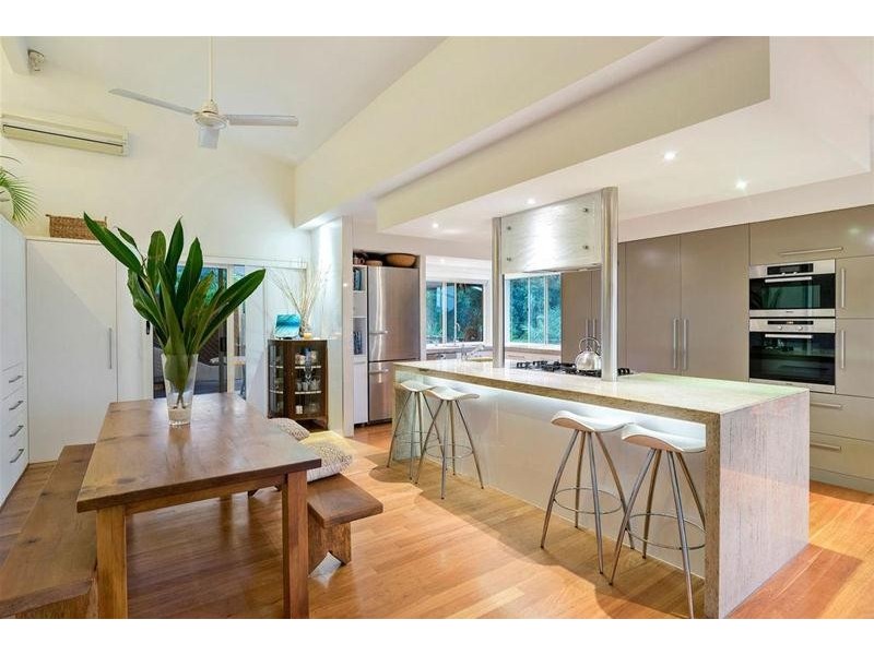 24 Bronzewing Close, Elanora QLD 4221