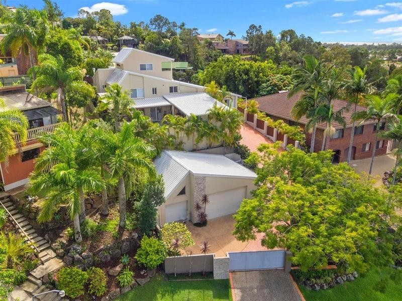 24 Bronzewing Close, Elanora QLD 4221