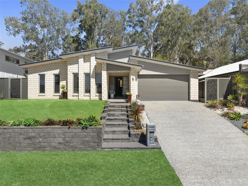 8 Hidden Cove, Tallebudgera QLD 4228