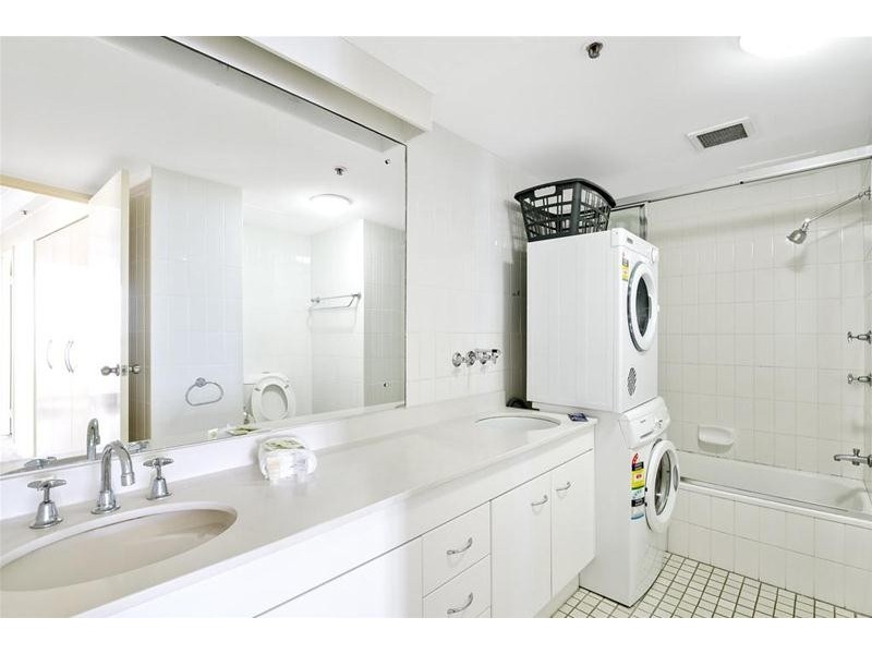 4B/973 Gold Coast  Highway, Palm Beach QLD 4221