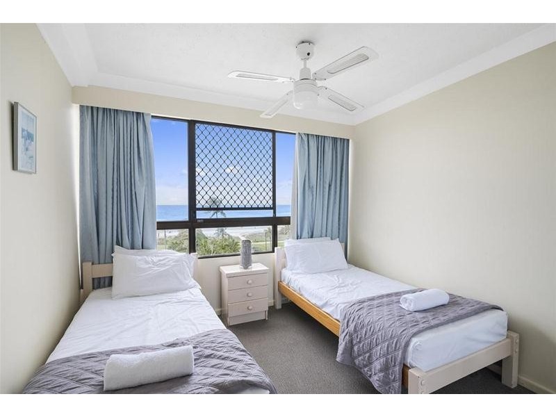 4B/973 Gold Coast  Highway, Palm Beach QLD 4221