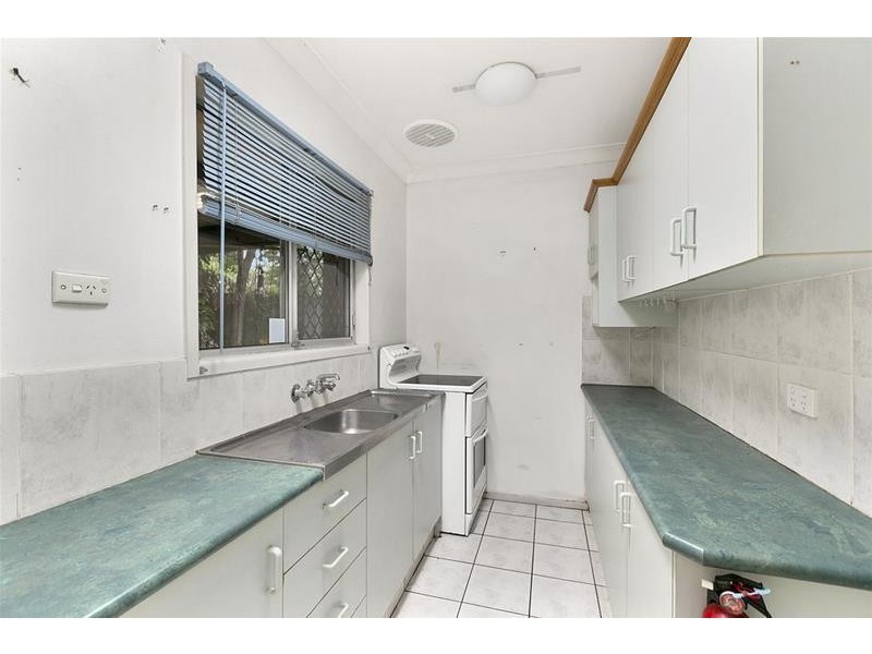 17 Cairns Avenue, Palm Beach QLD 4221