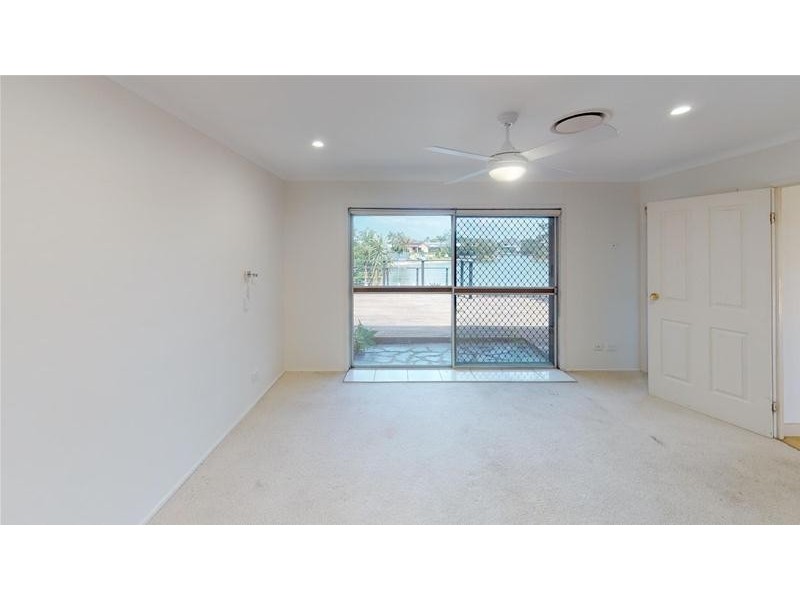 124 Salerno Street, Surfers Paradise QLD 4217